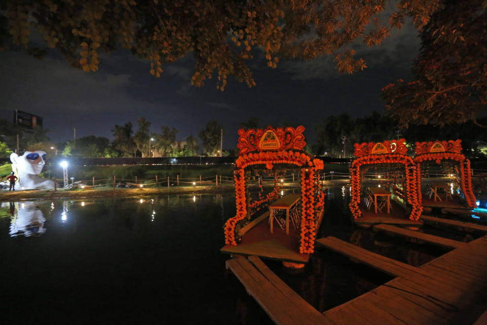 FOTOS | Así es 'Calaverandia', el primer parque temático de Día de Muertos