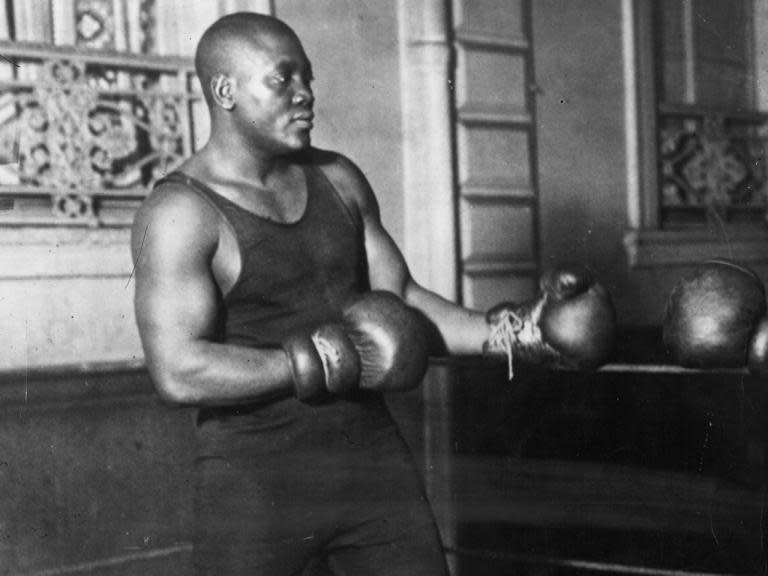 Jack Johnson: Donald Trump posthumously pardons boxing champion