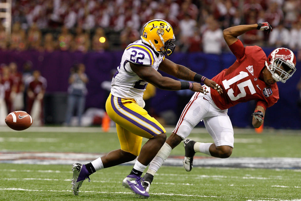 NEW ORLEANS, LA - JANUARY 09: Ryan Baker #22 of the Louisiana State University Tigers breaks up a pass intended for Darius Hanks #15 of the Alabama Crimson Tide during the 2012 Allstate BCS National Championship Game at Mercedes-Benz Superdome on January 9, 2012 in New Orleans, Louisiana. (Photo by Chris Graythen/Getty Images)