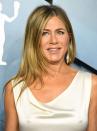 <p>Opt for light layers that frame your face, like actress <strong>Jennifer Aniston</strong>. Fine hair allows feathery layers to have tons of movement and definition. </p>