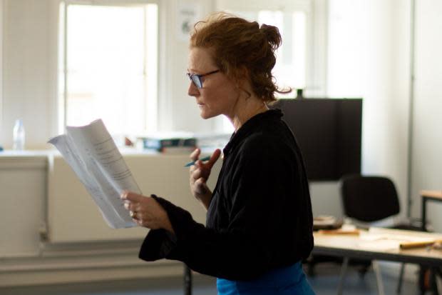 Geraldine Somerville in rehearsal for The Glass Menagerie at the Royal Exchange  (Picture:  Ella Sommeil)