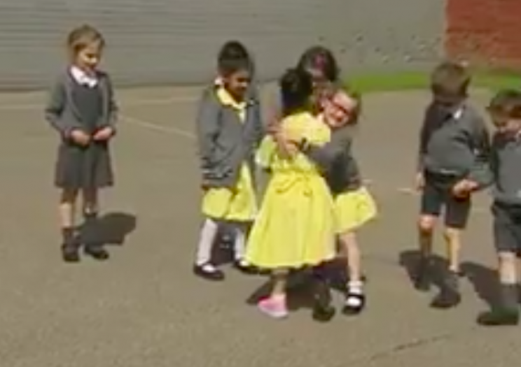 Anu's friends reacted beautifully to her new prosthetic leg (BBC)