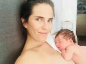 <p>Este mes de abril, Karla Souza sorprendía a sus seguidores en Instagram presentando a su primera hija, Gianna. La actriz mexicana, casada desde hace tres años con el empresario Marshall Trenkmann, ni siquiera había anunciado anteriormente que estaba embarazada. (Foto: Instagram / <a rel="nofollow noopener" href="http://www.instagram.com/karlasouza/?hl=es" target="_blank" data-ylk="slk:@karlasouza;elm:context_link;itc:0;sec:content-canvas" class="link ">@karlasouza</a>). </p>