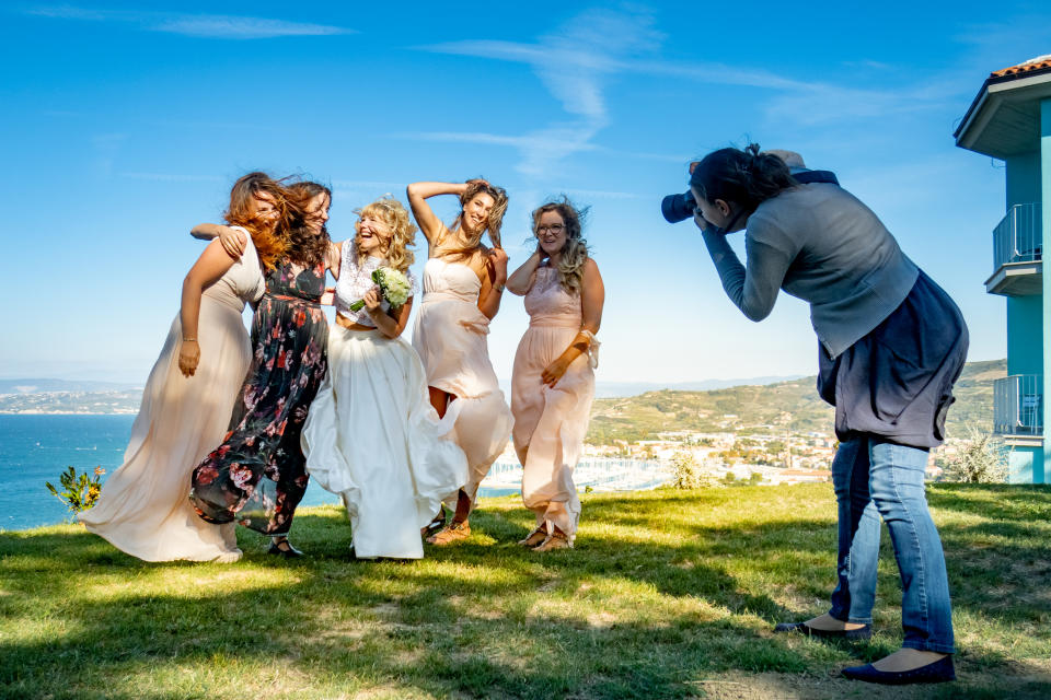 Hochzeitsfotograf ist normalerweise ein gut bezahlter Job (Symbolbild: Getty Images)