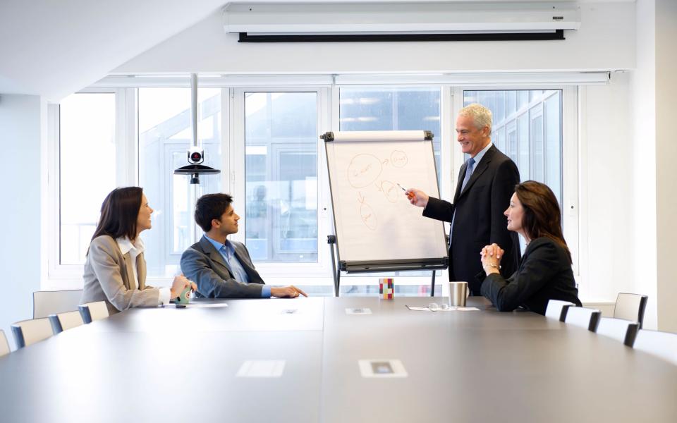 NHS cash bonus if staff stand up when meetings last an hour 