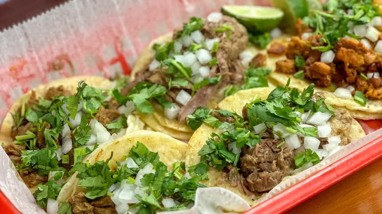 closeup of street tacos