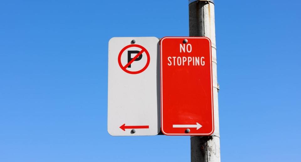 No parking sign alongside no stopping sign for NSW drivers