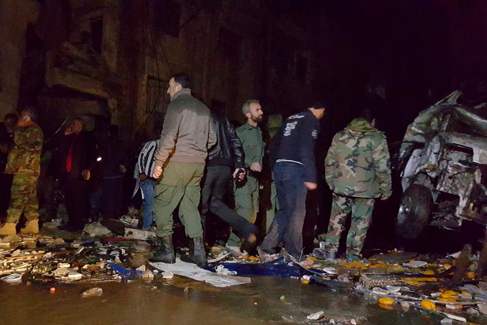 Deadly Islamic State bomb attacks in Damascus and Homs, Syria