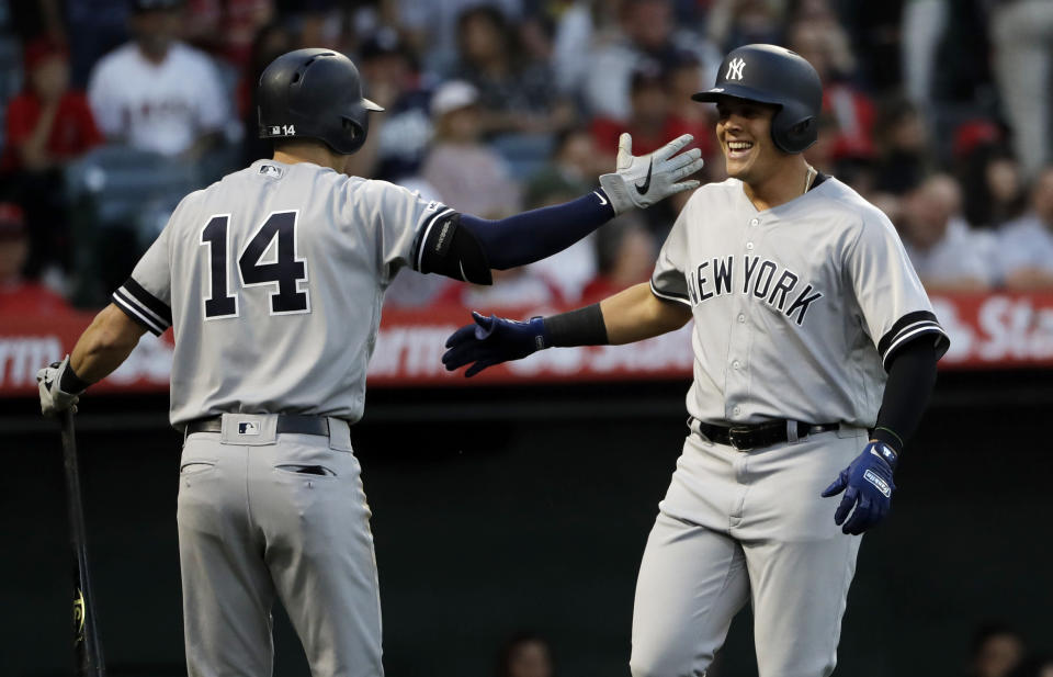 Sinclair Broadcasting has reportedly purchased the rights to cover the New York Yankees and sports teams across the country. (AP)