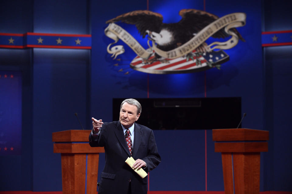 Moderator Jim Leher stands on stage before a presidential debate on October 3, 2012 in Denver, Colorado.&nbsp; (Photo: SAUL LOEB via Getty Images)