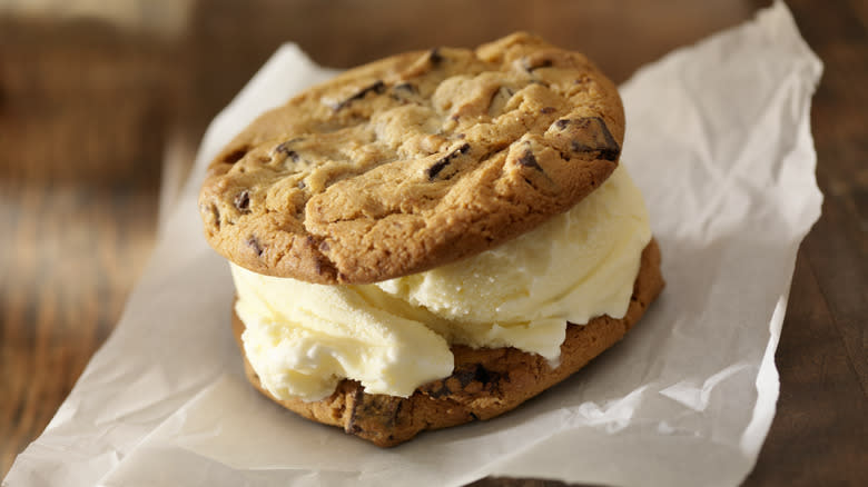 chocolate chip cookie ice cream sandwich