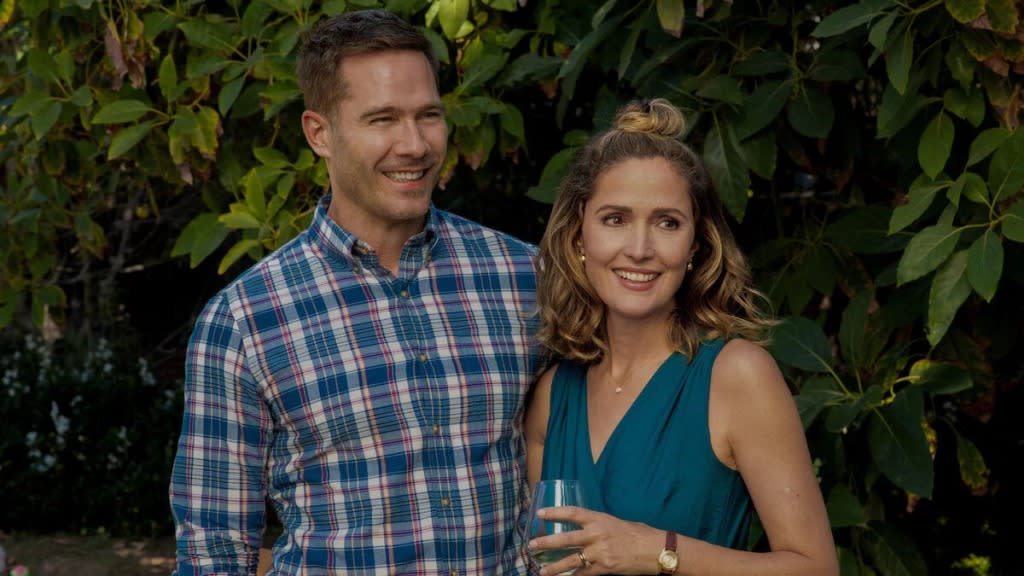 Luke Macfarlane and Rose Byrne in Platonic (Photo Credit - Apple TV Plus)