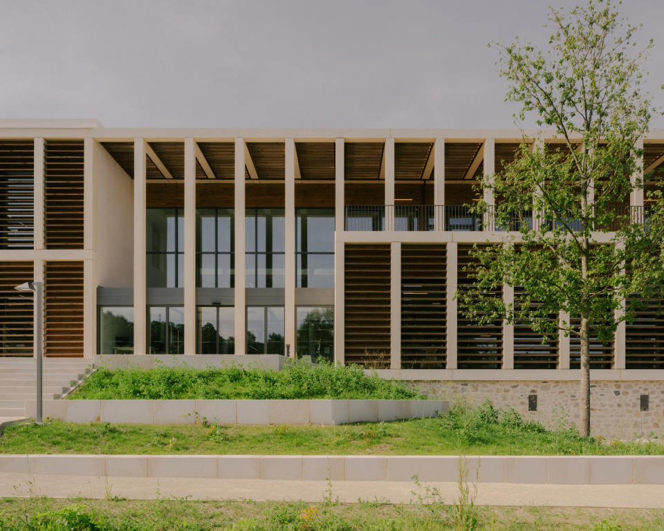 The exterior of the new <a href="https://wwd.com/pop-culture/culture-news/it-tote-bags-history-1235677536/" rel="nofollow noopener" target="_blank" data-ylk="slk:Hermès;elm:context_link;itc:0;sec:content-canvas" class="link ">Hermès</a> facility in Saint Junien, France.