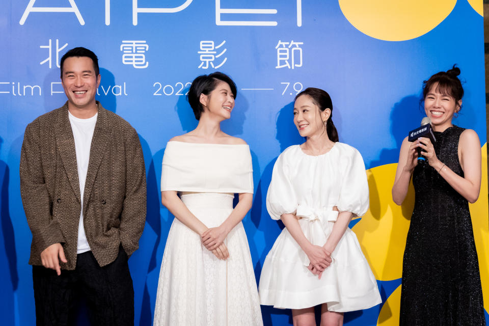 張孝全（左起）、江宜蓉、尹馨、夏于喬分享拍攝 《童話·世界》的趣事