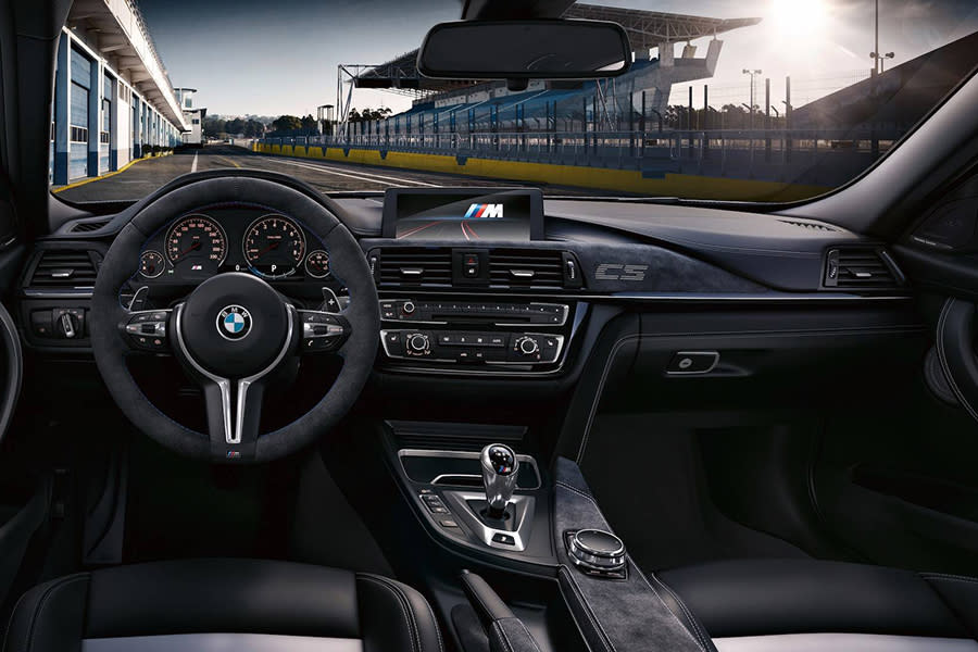 BMW M3 CS挾帶更大的動力、更輕的車重、與新的內外設計現身