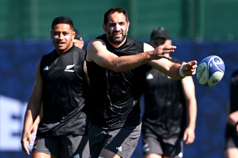 "Ha sido una especie de guerrero para este equipo durante mucho tiempo", dice de Whitelock su head coach, Ian Foster - Créditos: @Hannah Peters