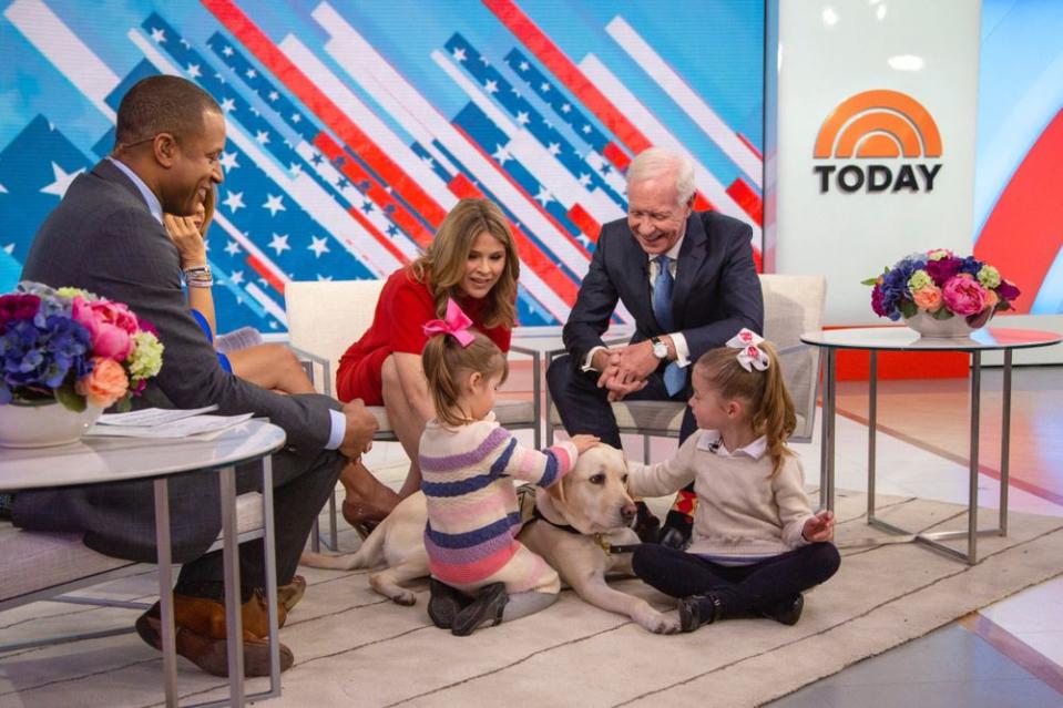 Jenna Bush Hager (center) with her daughters and President George H. W. Bush's service dog, Sully