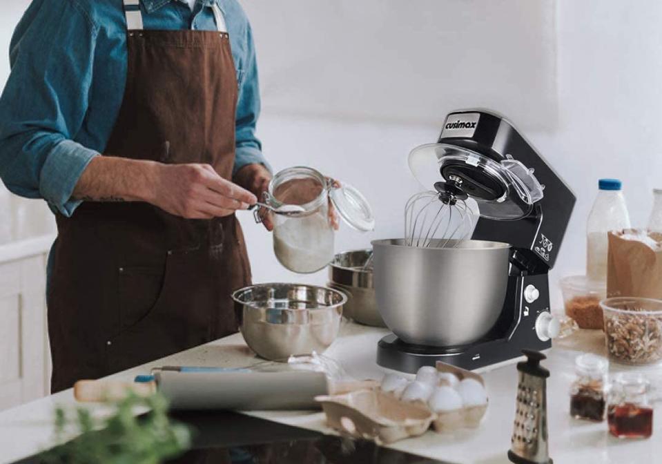 Save 33% on the Cusimax 5-Quart Stand Mixer. Image via Amazon.