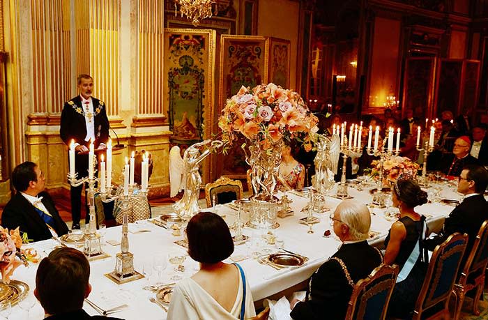 Los Reyes de Suecia agasajan a don Felipe y do&#xf1;a Letizia con una esplendorosa cena de gala