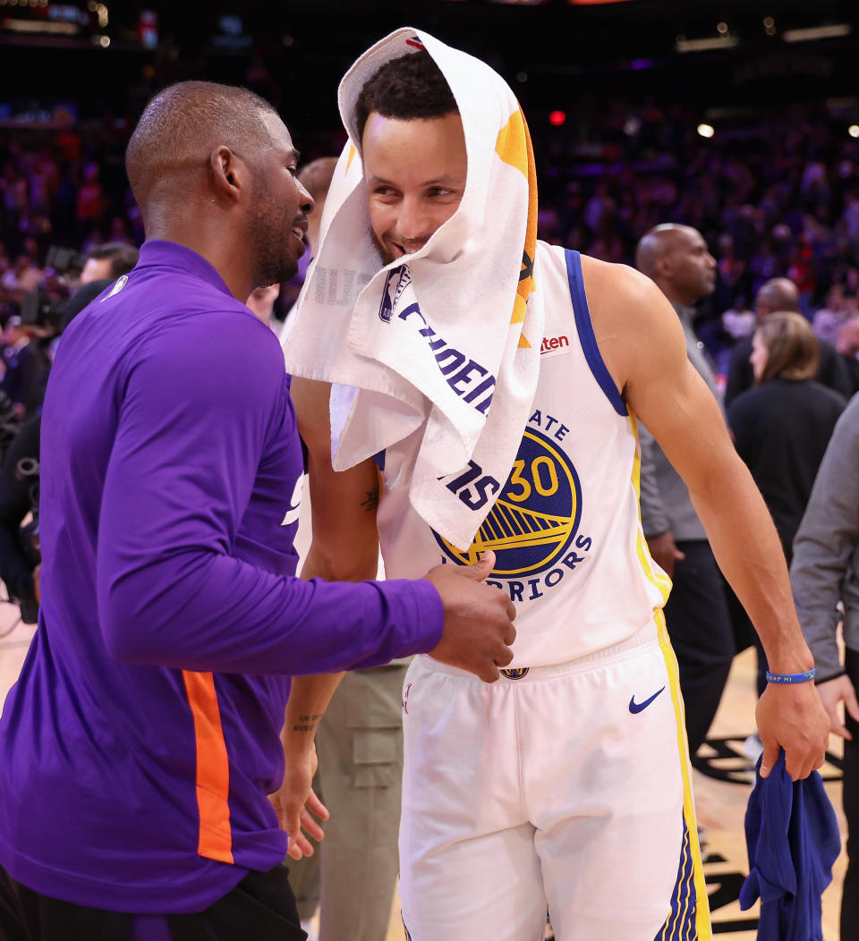 Chris Paul在與Stephen Curry聯手後，有辦法一圓冠軍夢嗎？（Photo by Christian Petersen/Getty Images）