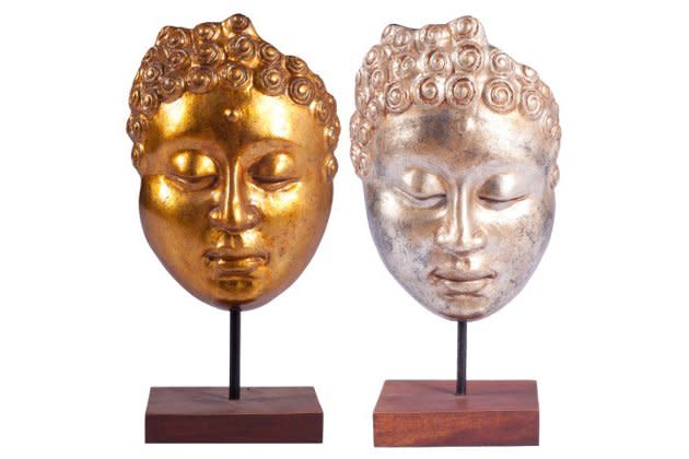 Für alle Liebhaber des Asia-Looks: Mit diesen beiden Buddha-Masken in Gold und Silber können Sie stillvolle Akzente in Ihren vier Wänden setzen. Der Material-Mix aus lackiertem Stein, Metall und Holz wirkt dabei sehr edel. Und ganz nebenbei strahlen diese tollen Buddha-Masken viel Ruhe und Gelassenheit aus und helfen Ihnen, sich vom hektischen Alltag zu erholen. Setpreis: 29 Euro. Ab 23.02. bei www.westwing.de im Sale – solange der Vorrat reicht!