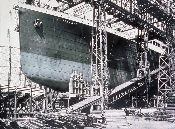 The Titanic being built