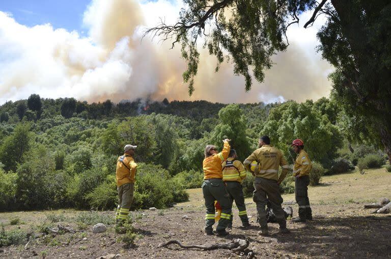 El incendio en Parque Nacional Los Alerces hoy