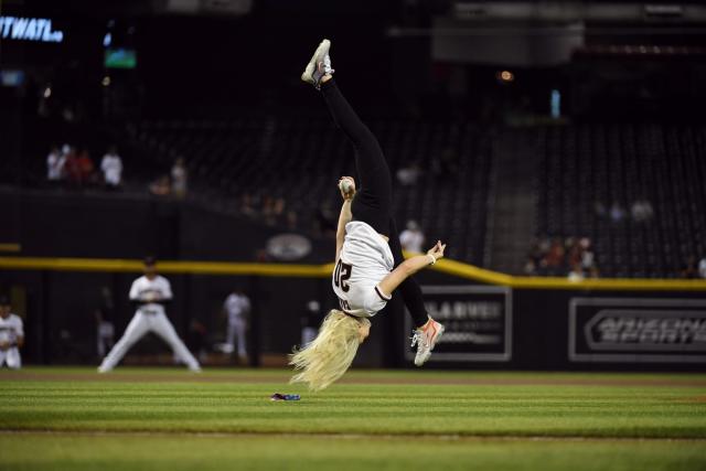 Will smith: MLB fans amazed as Will Smith's wife Cara throws first pitch  while holding their adorable baby girl