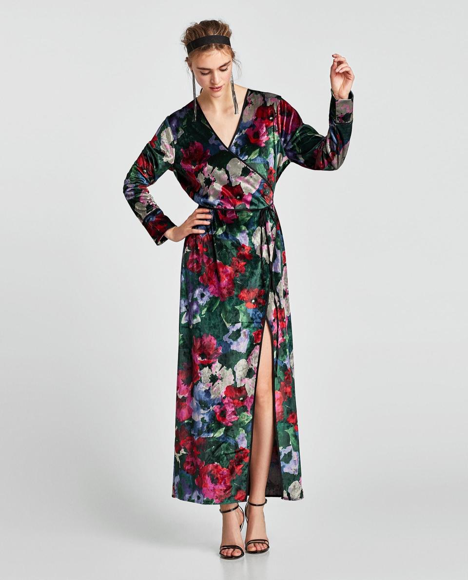 <strong><a href="https://www.zara.com/us/en/printed-velvet-kimono-p05580321.html?v1=5049525&amp;v2=437631" target="_blank">Zara printed kimono dress</a>, $29.99</strong>