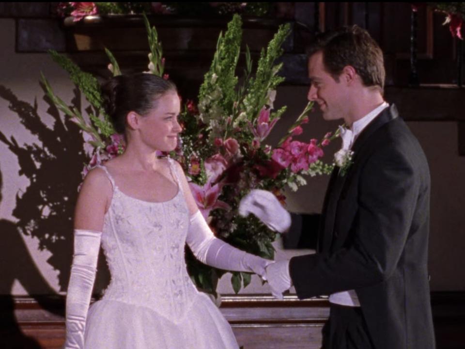 rory cotillion gilmore girls