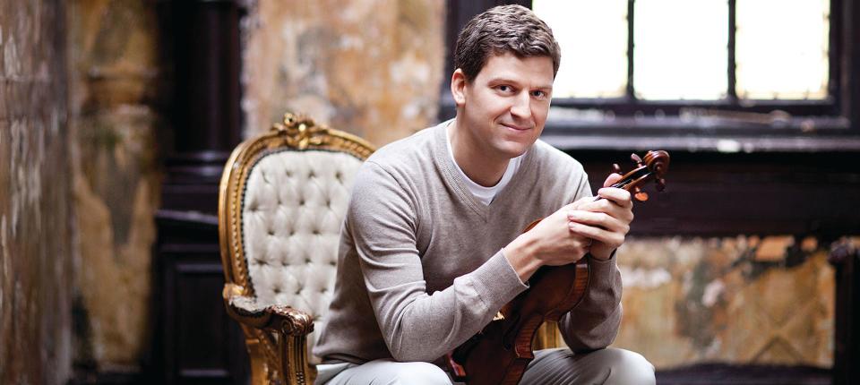 Violinist James Ehnes joins the Sarasota Orchestra to perform the Sibelius Violin Concerto.