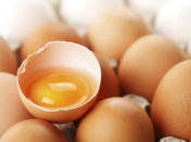 <b>Eggs </b>contain Zinc, Vitamin B, Iodine, Omega-3 Fatty Acids, and protein. All these compounds present in Eggs in various amounts are good for brain activity and also give you an energy boost.