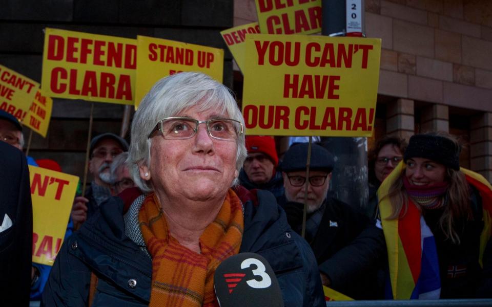 Clara Ponsati surrounded by supporters in Edinburgh - REX