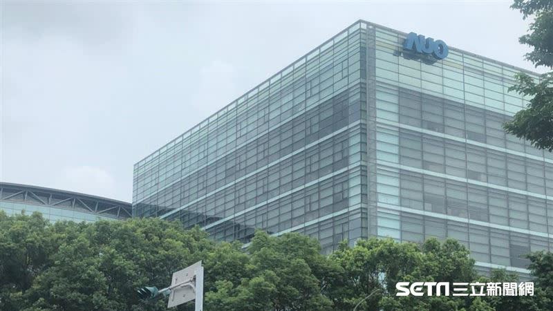 一名任職才1年的台中友達6A廠廠長，傳出因工作持續高壓不幸離世。（圖／記者陳弋攝影）