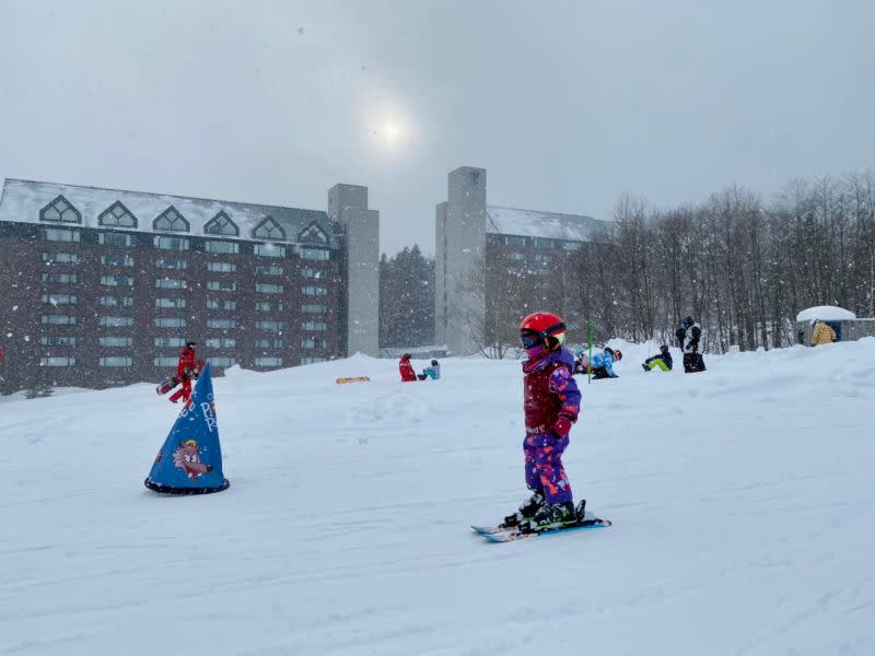 ▲許多小小孩才滑雪一兩堂課就很上手。（圖／記者蕭涵云攝）