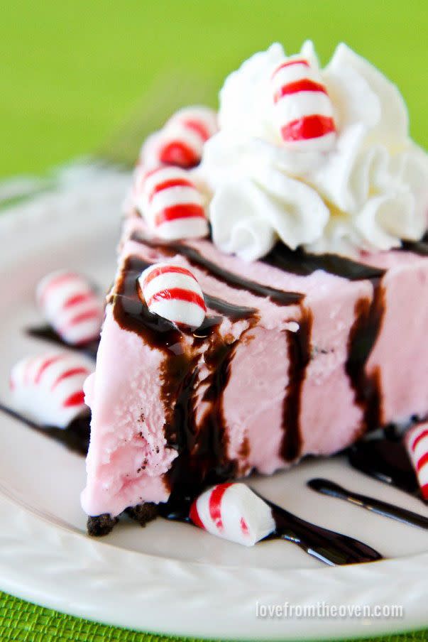 Peppermint Crunch Ice Cream Pie