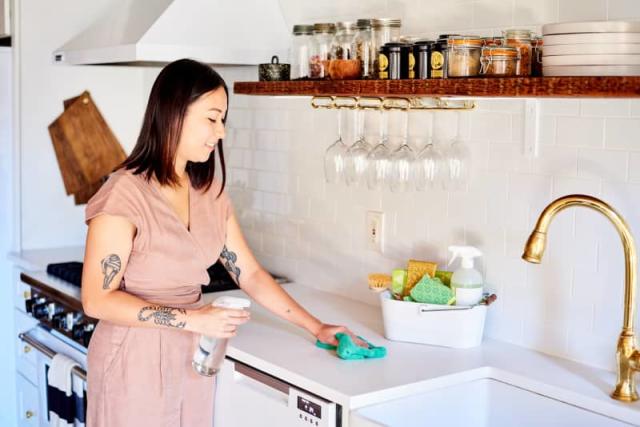 Vanesa Amaro: The Cleaning Influencer You Need to Follow