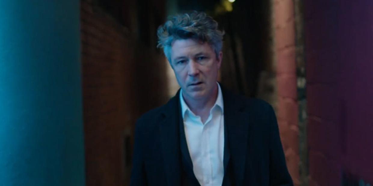 aidan gillen as valentine barber