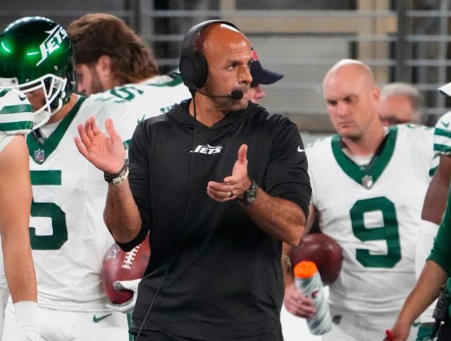 Here's what Robert Saleh said on Jets' 14-game losing streak to Patriots