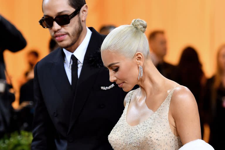 Kim Kardashian fue acusada de manipuladora tras un gesto con su novio, Pete Davidson