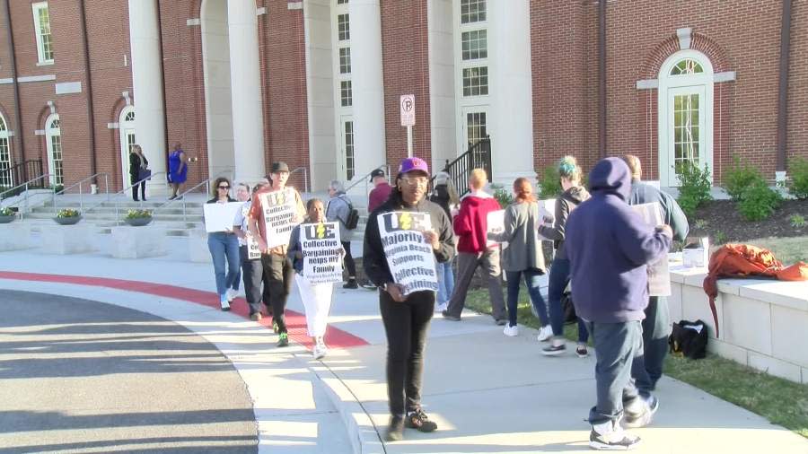 <em>Members of the Virginia Beach City Workers Union picket outside Virginia Beach City Hall on April 16, 2024 (WAVY image)</em>