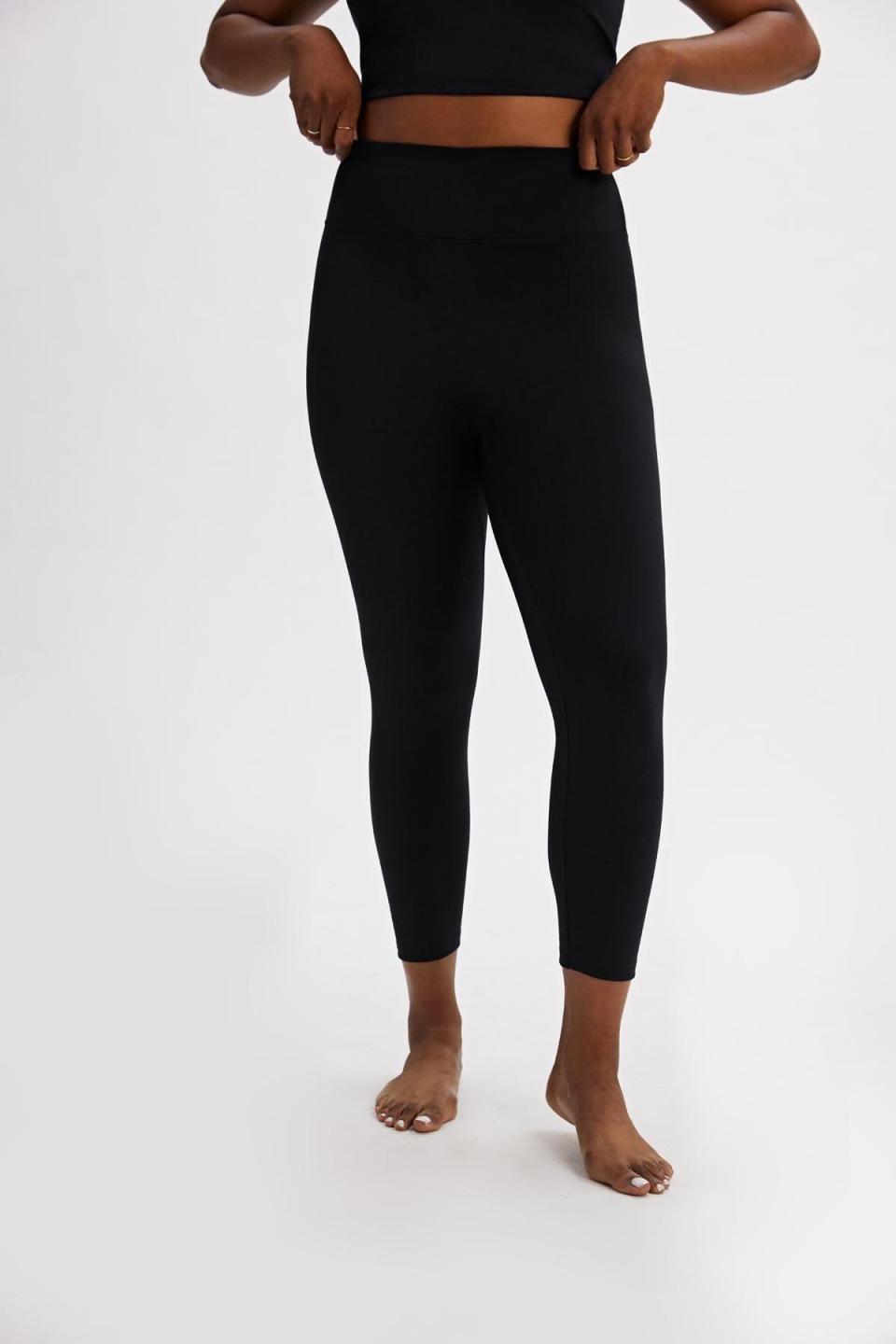 6) Black Luxe Legging