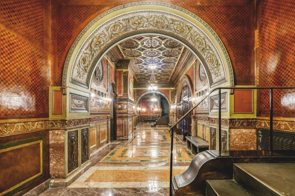 The Osborne’s opulent lobby. Evan Joseph / Sotheby's International Realty