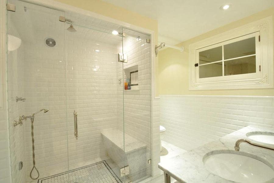 <p>It also features a spa-like master bathroom with marble counters. (Zillow) </p>