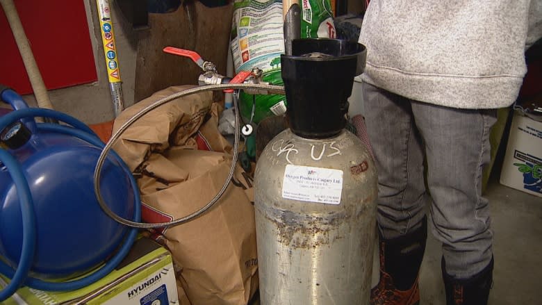 Nine-year-old 'Soda Kid' starts Calgary business cutting homemade soda costs