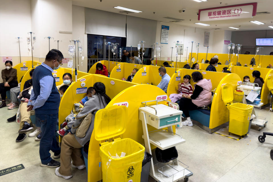 Hospitals in Shanghai have reported a surge in the number of children with respiratory illnesses. Above, children at hospital in Shanghai, in November 2023. (Photo: VCG/Getty Images via Bloomberg)