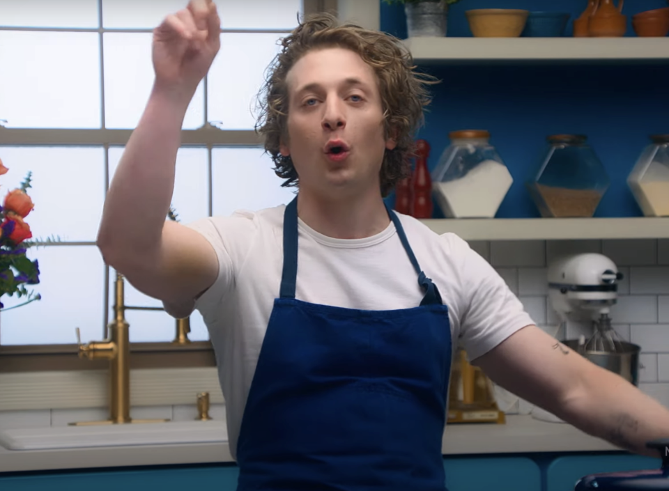 Jeremy Allen White in "The Bear"