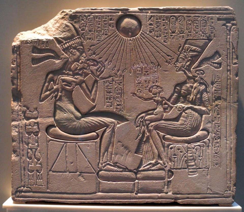 <div class="inline-image__caption"><p>Akhenaten, Nefertiti and their three eldest daughters Meryetaten, Meketaten and Ankhesenpaaten. Found at Amarna.</p></div> <div class="inline-image__credit">Pegasus Books</div>