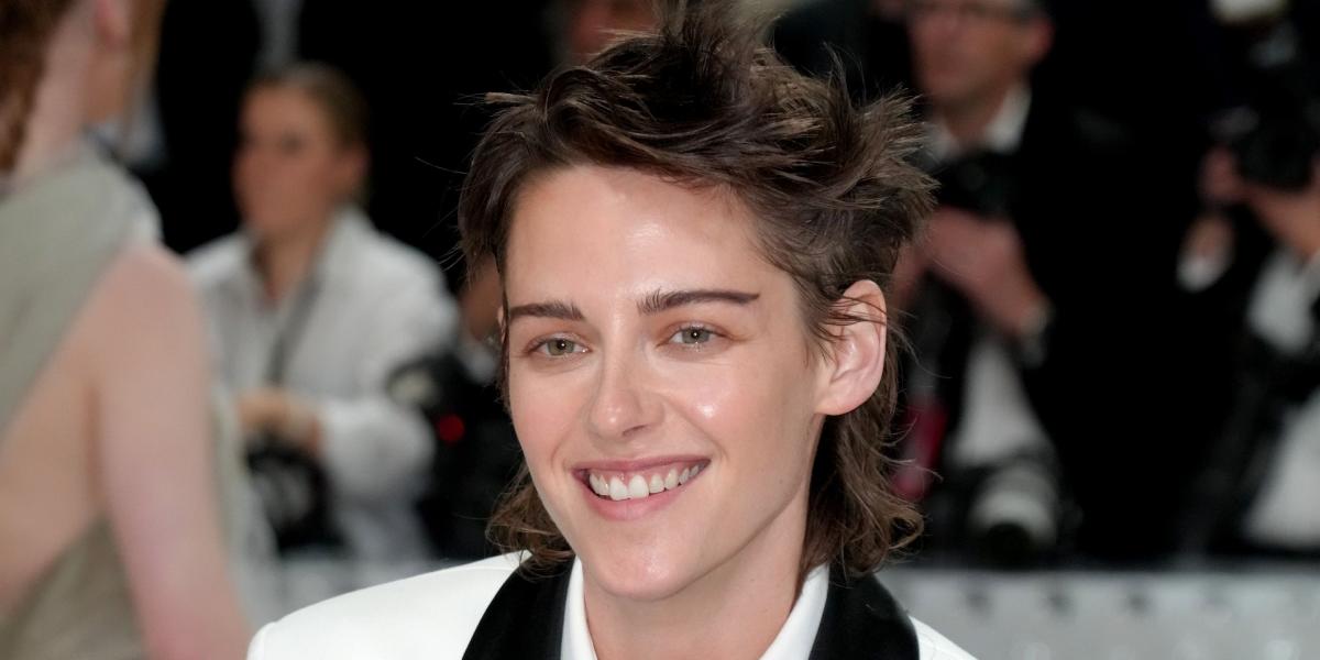 Kristen Stewart on Returning to Cannes, Taking Fashion Risks and More – WWD