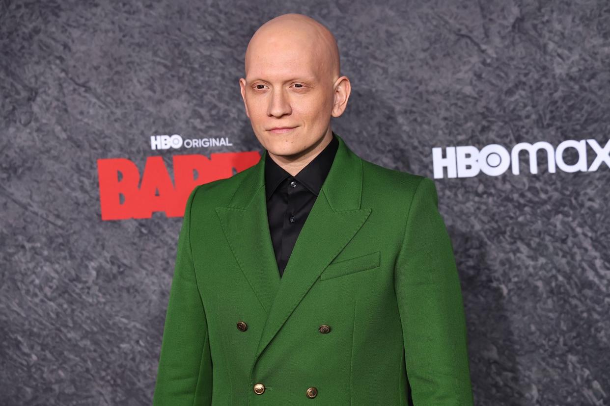 anthony carrigan attends los angeles season 4 premiere of hbo original series barry